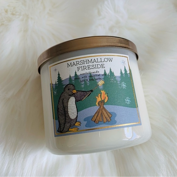 Bath & Body Works Marshmallow Fireside NWT 3 wick candle Marshmallow Woods - Picture 5 of 5